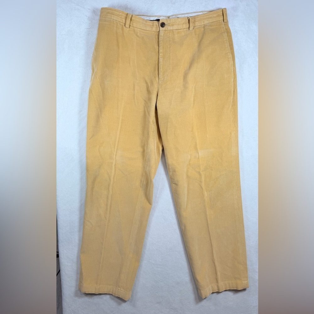 Brooks Brothers Madison 40W 31L Men's Corduroy Pants in Tan